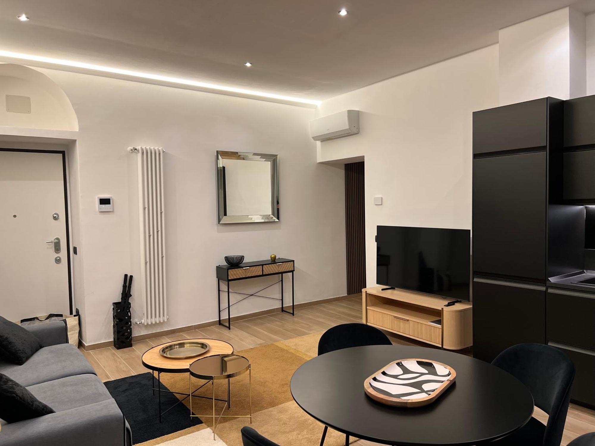 Luxury Apartment Navigli Милан Экстерьер фото